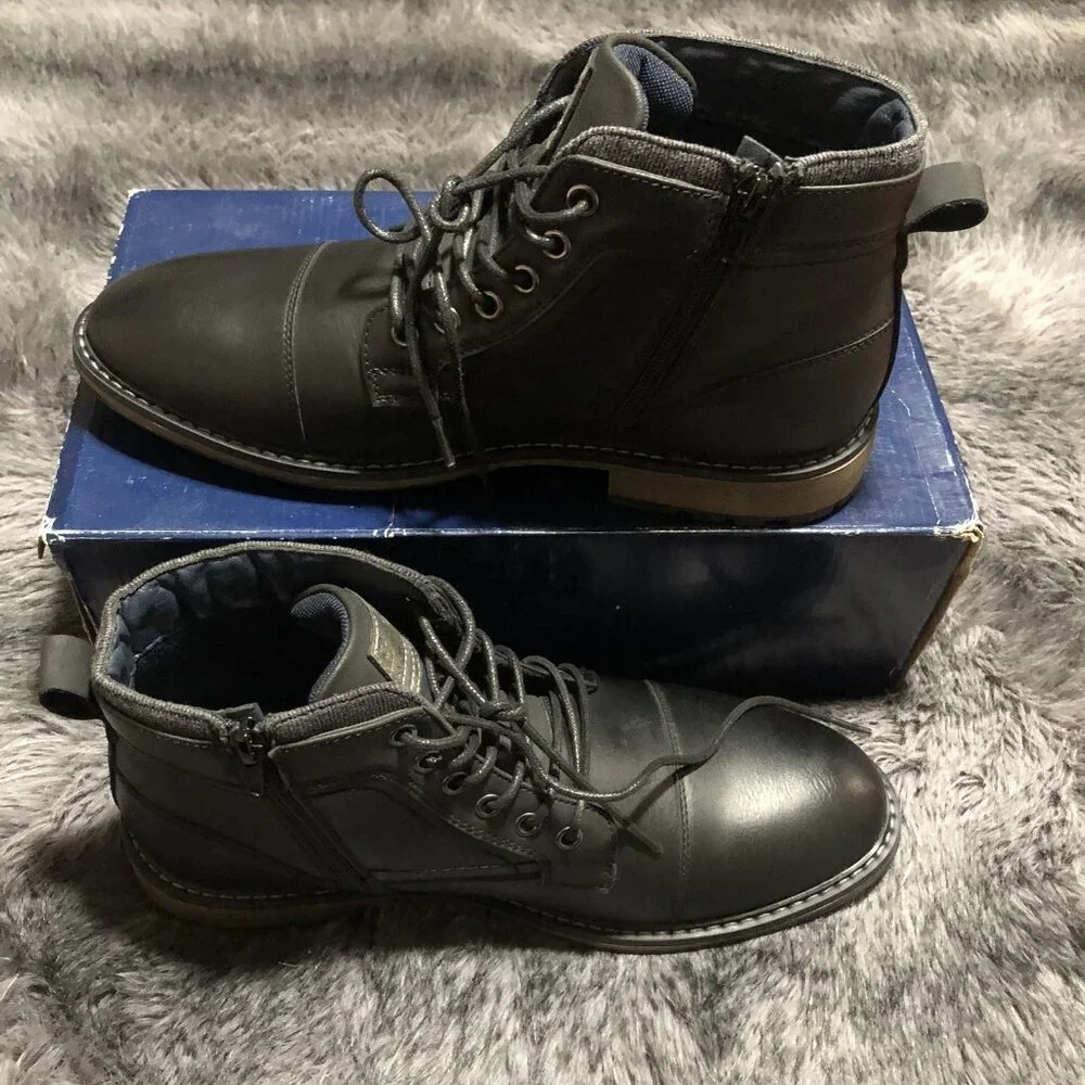 B52 by Bullboxer Men's Boots, Size 10, Black, 945-X8-8005B-BKGY, Medium Width